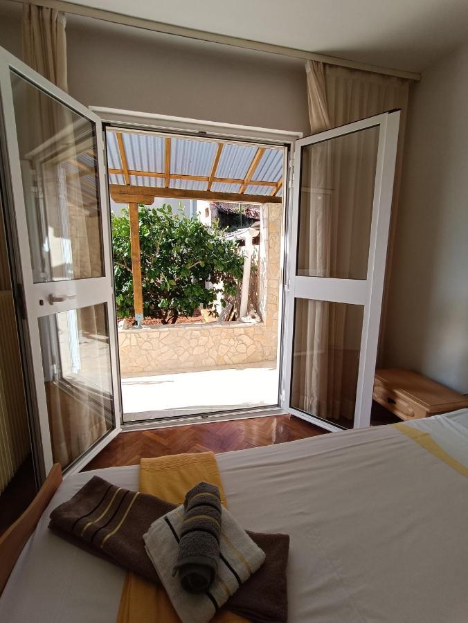 Rooms Rita Црес Экстерьер фото