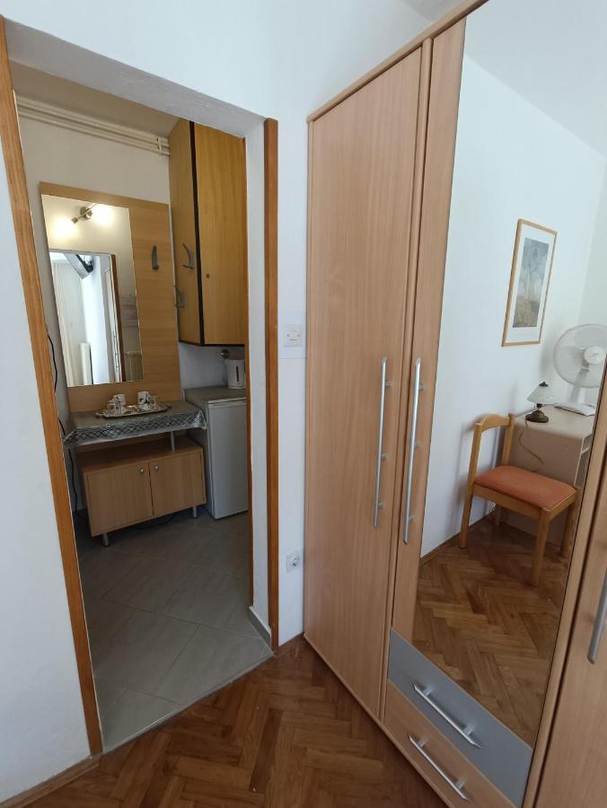 Rooms Rita Црес Экстерьер фото